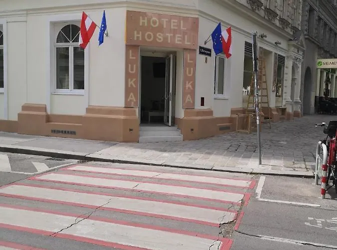Pensjonat Ch-hotel Luka Budget