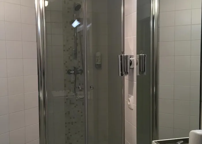 Pensjonat Ch-hotel Luka Budget Wiedeń
