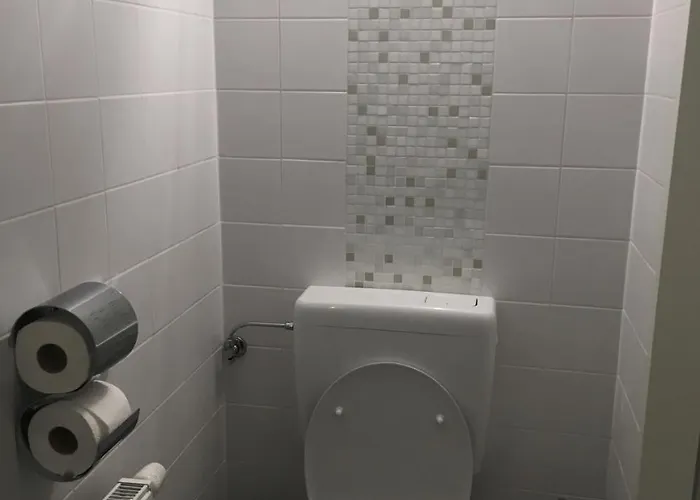 Ch-hotel Luka Budget